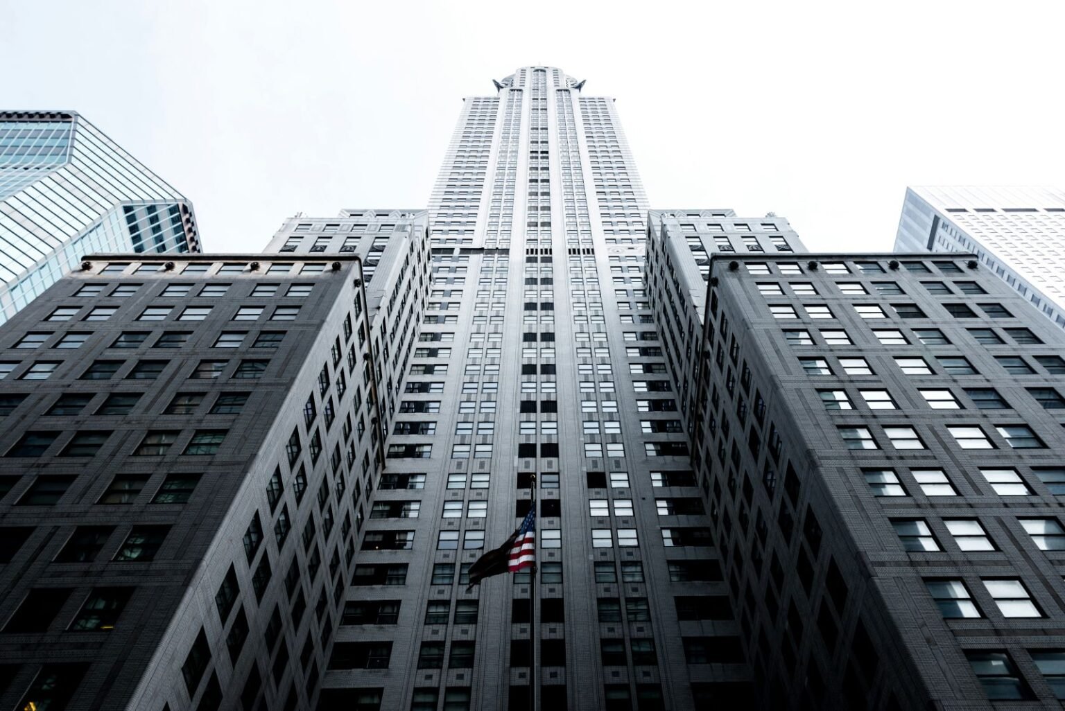 Stocks Slightly Higher on Mixed US Economic News